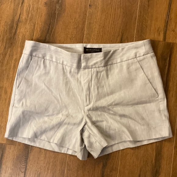 Banana Republic Pants - Banana Republic gray cotton shorts Ryan fit size 6
